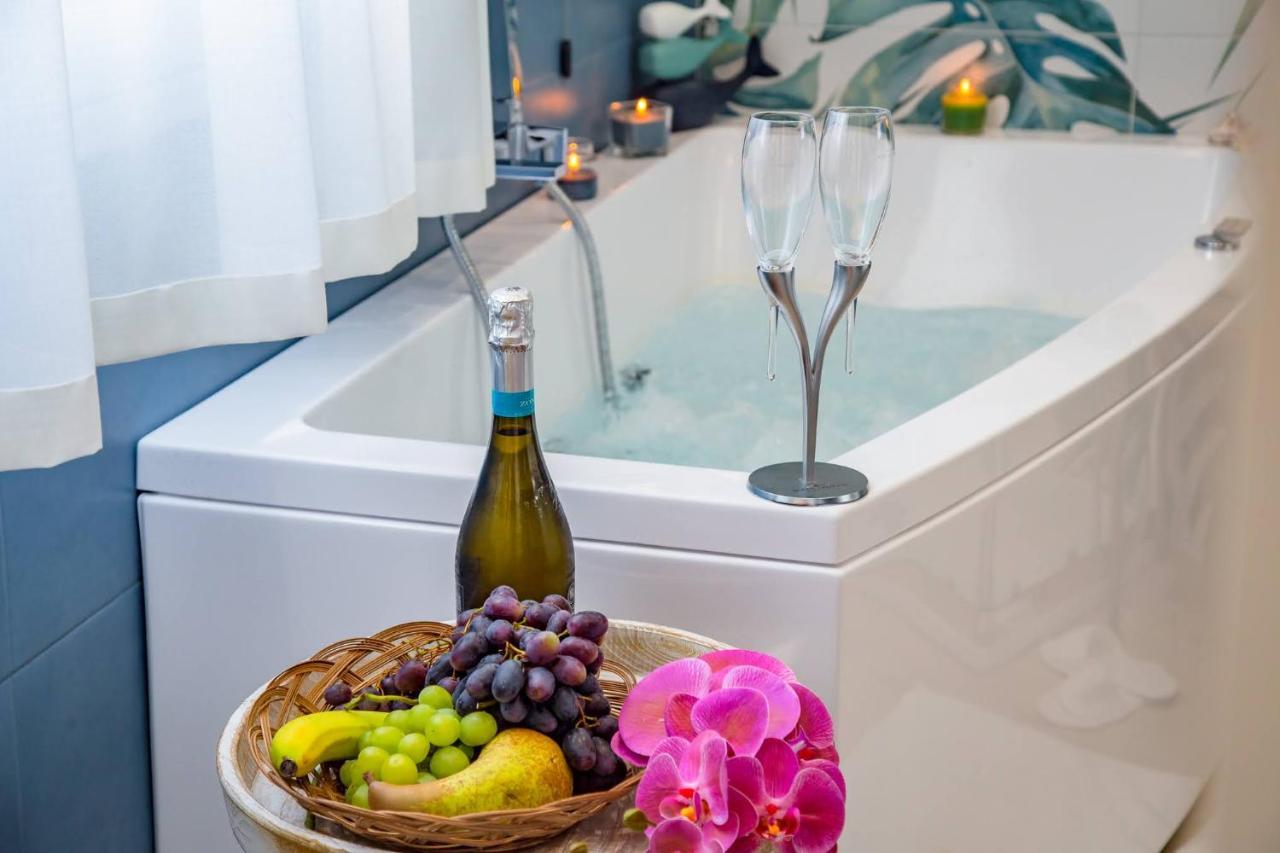 Vittoria Luxury Rooms 취아카 외부 사진